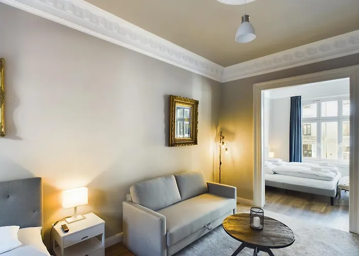 Art Apartments